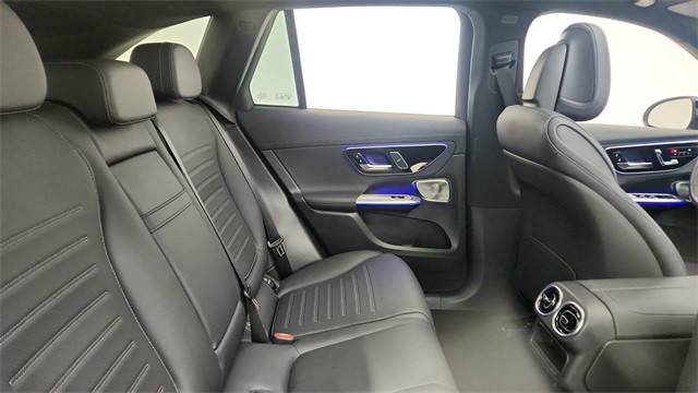 2025 Mercedes-Benz GLC GLC 300 RWD