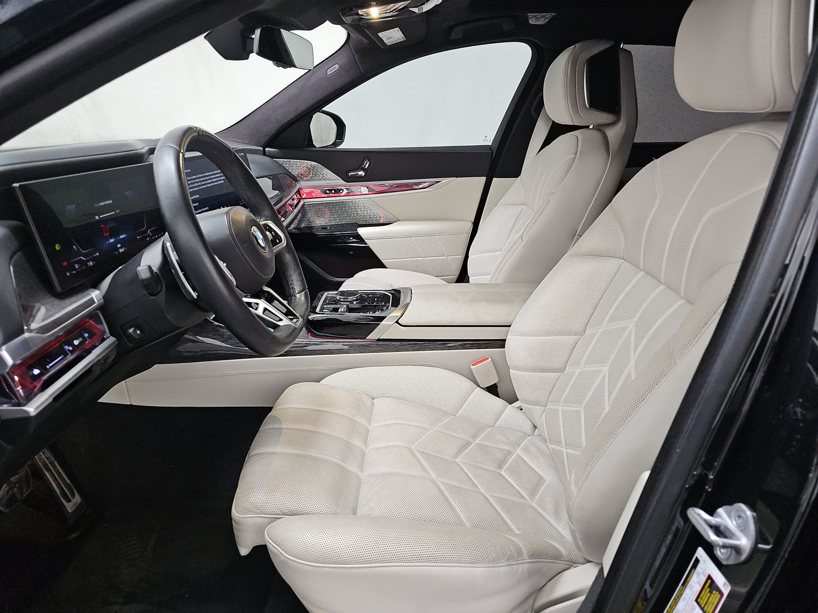 2023 BMW 7 Series 760i xDrive AWD