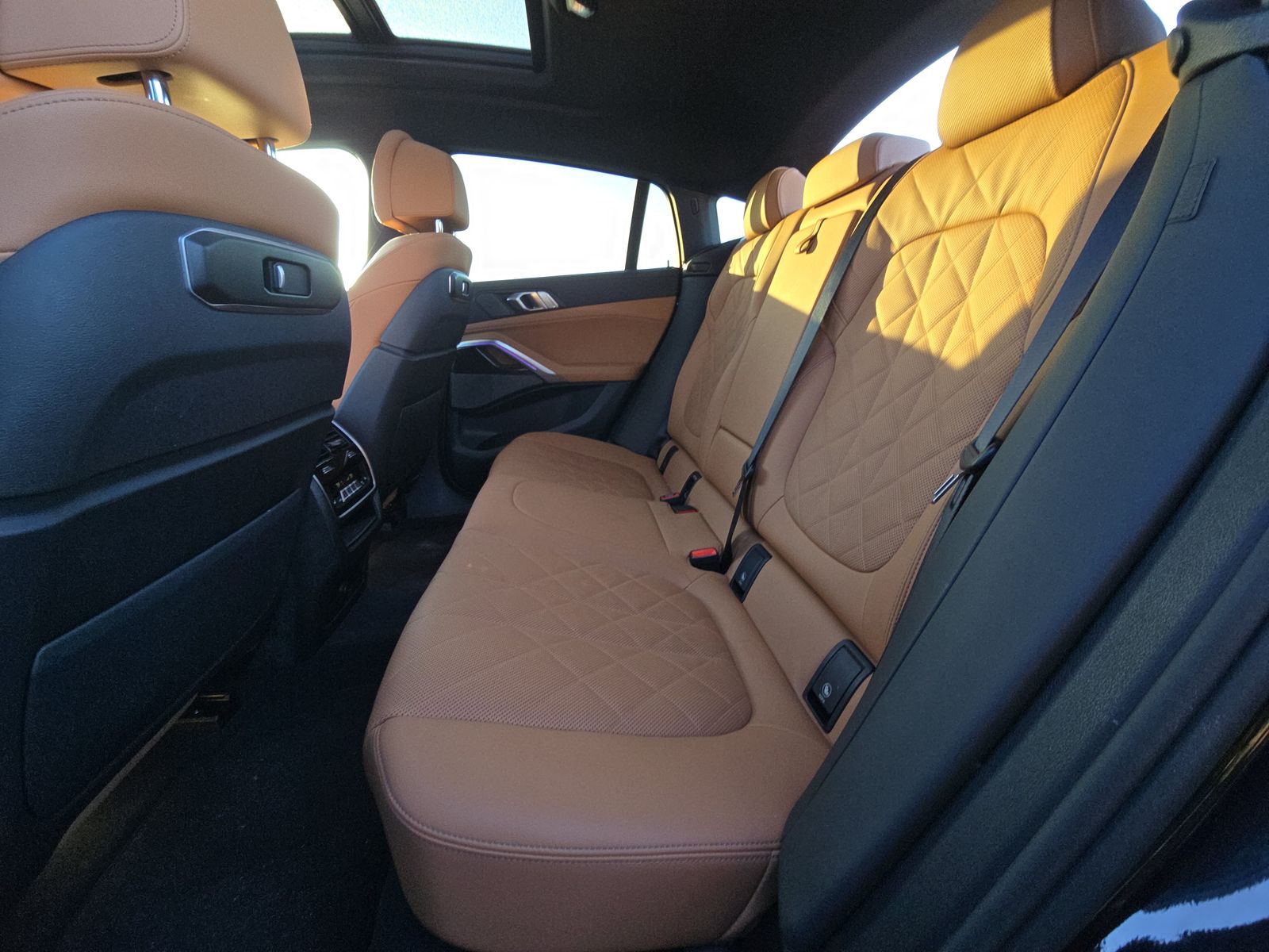 2026 BMW X6 xDrive40i AWD