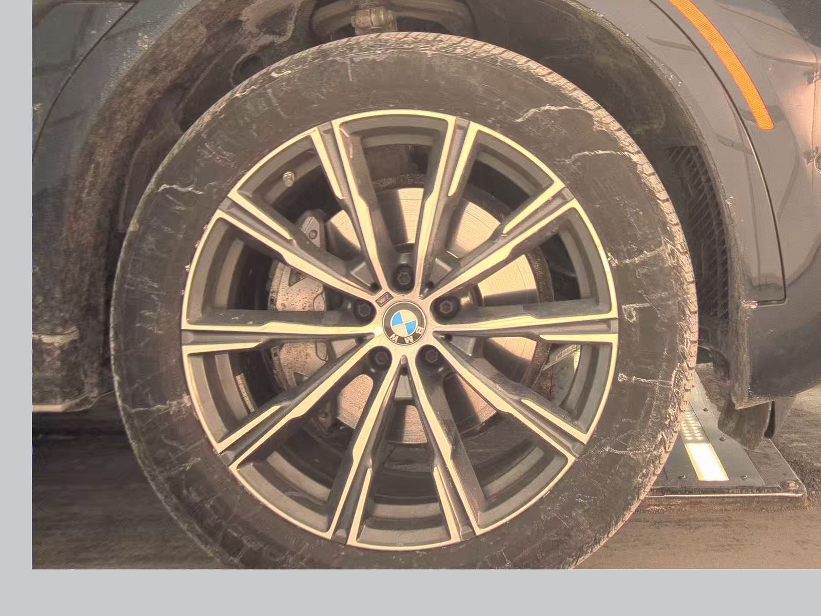 2026 BMW X6 xDrive40i AWD