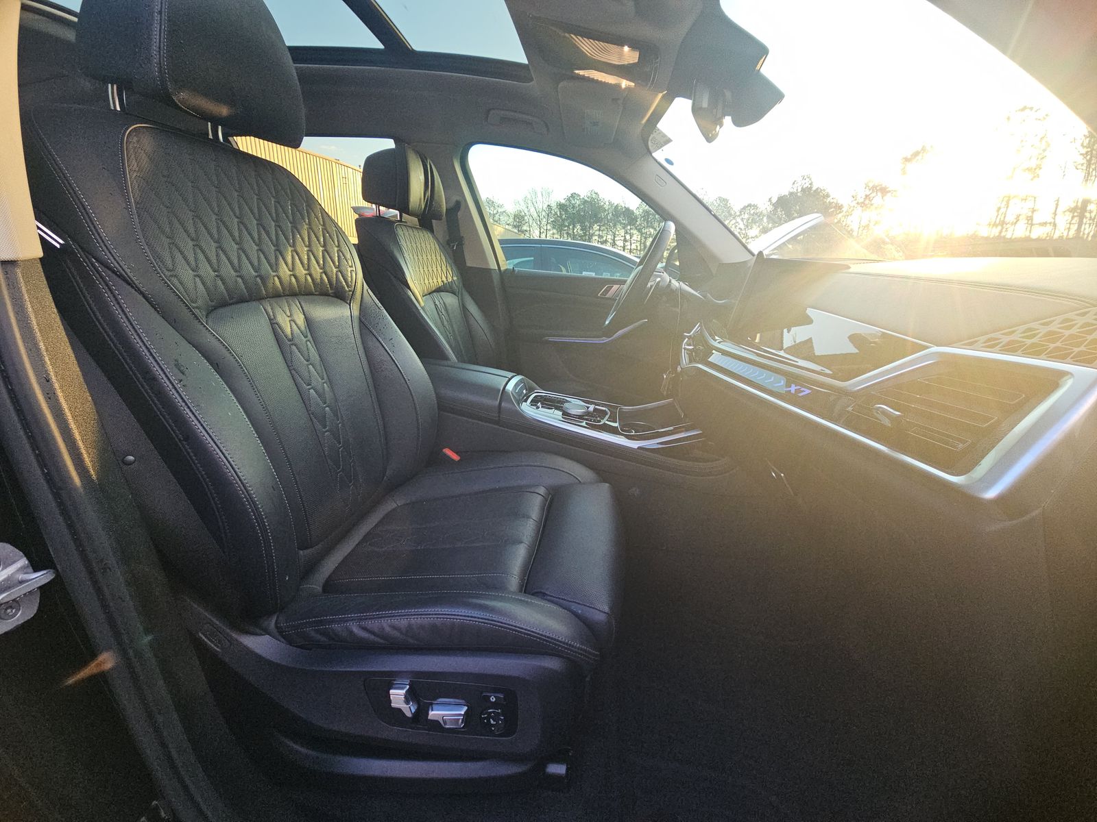 2023 BMW X7 xDrive40i AWD