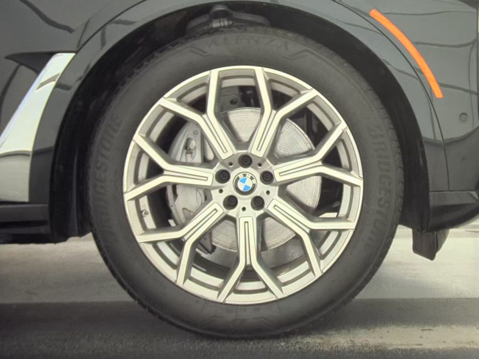 2023 BMW X7 xDrive40i AWD