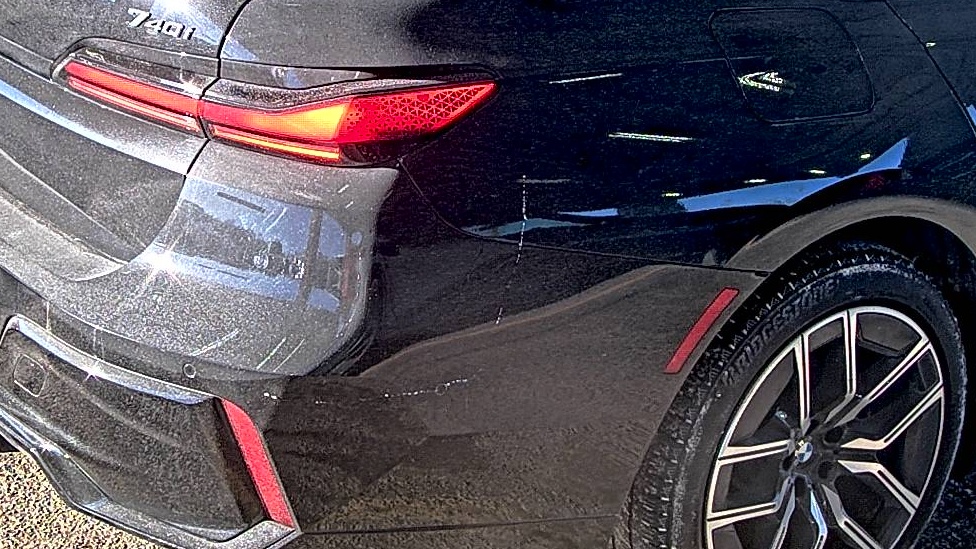2025 BMW 7 Series 740i xDrive AWD