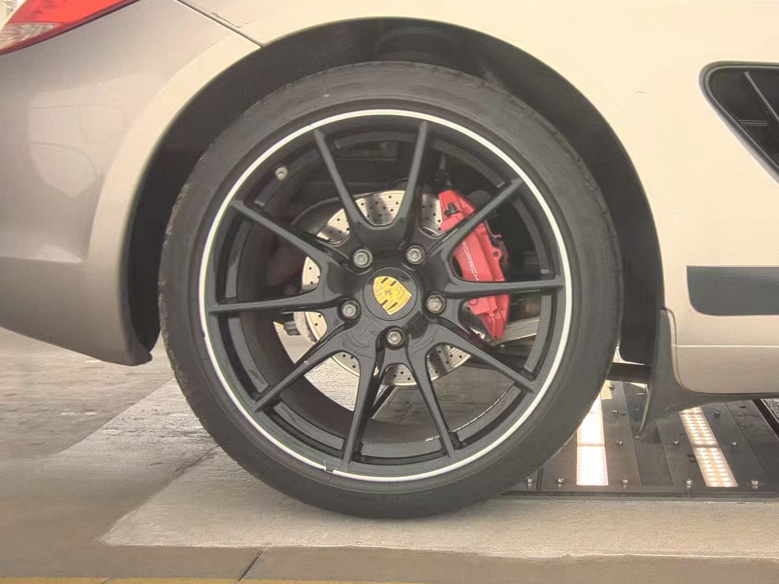 2011 Porsche Cayman S FWD