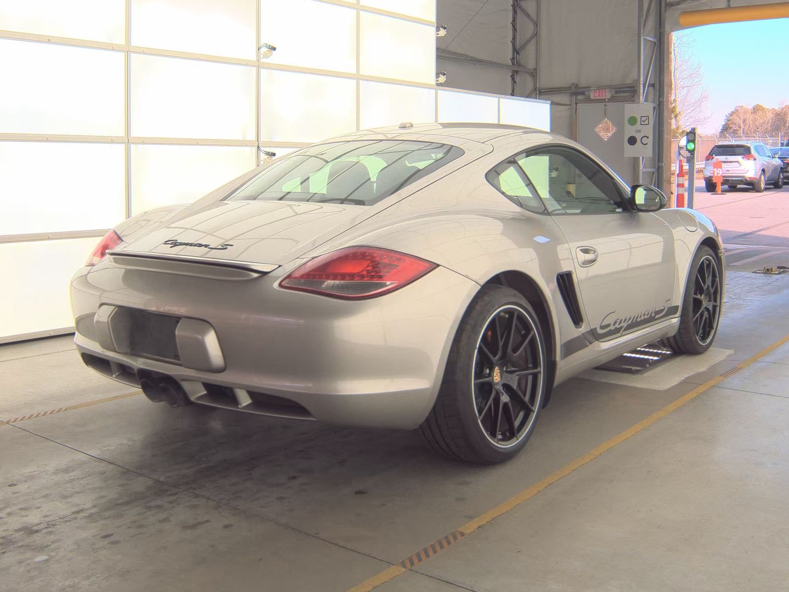 2011 Porsche Cayman S FWD