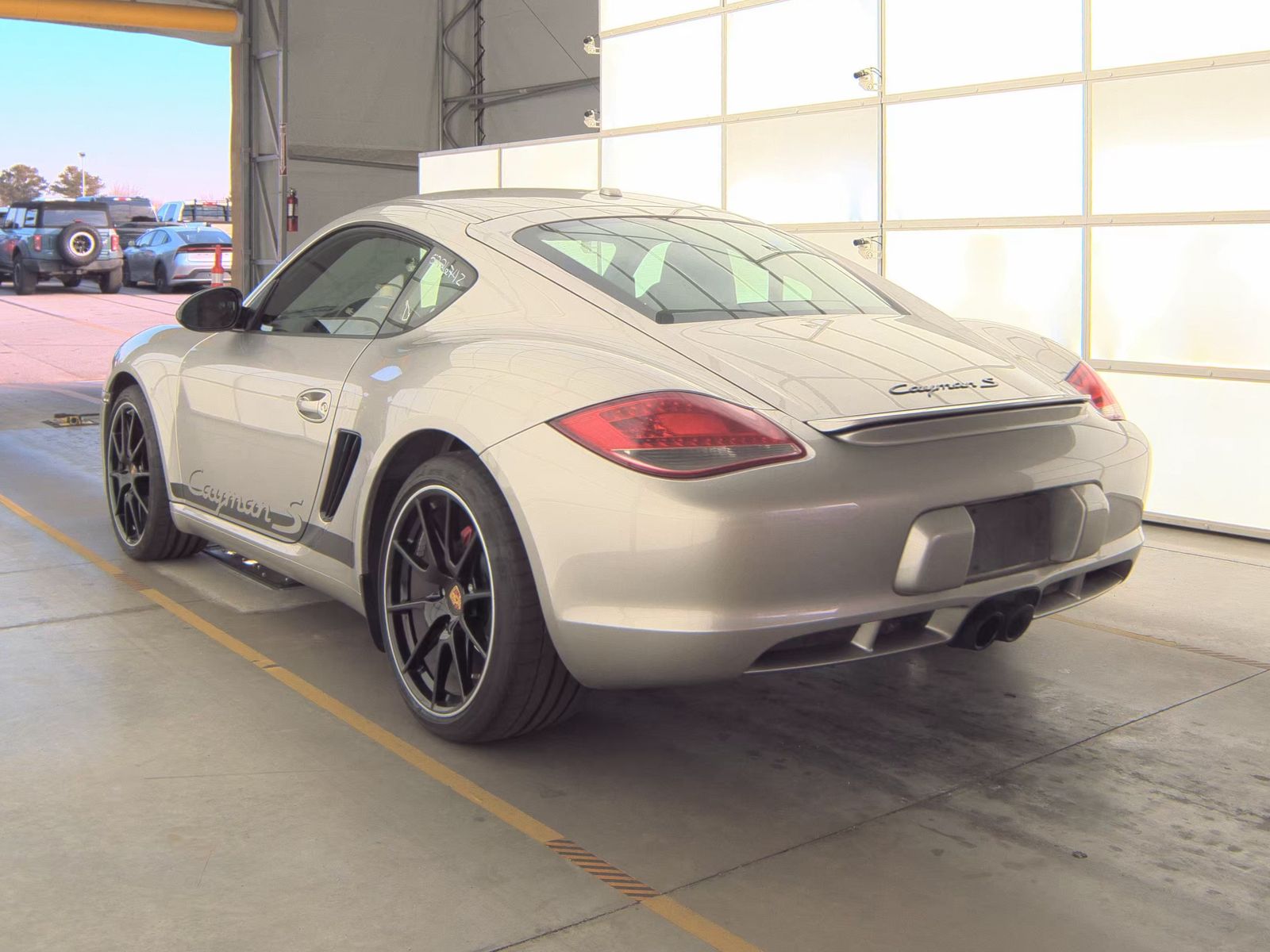 2011 Porsche Cayman S FWD