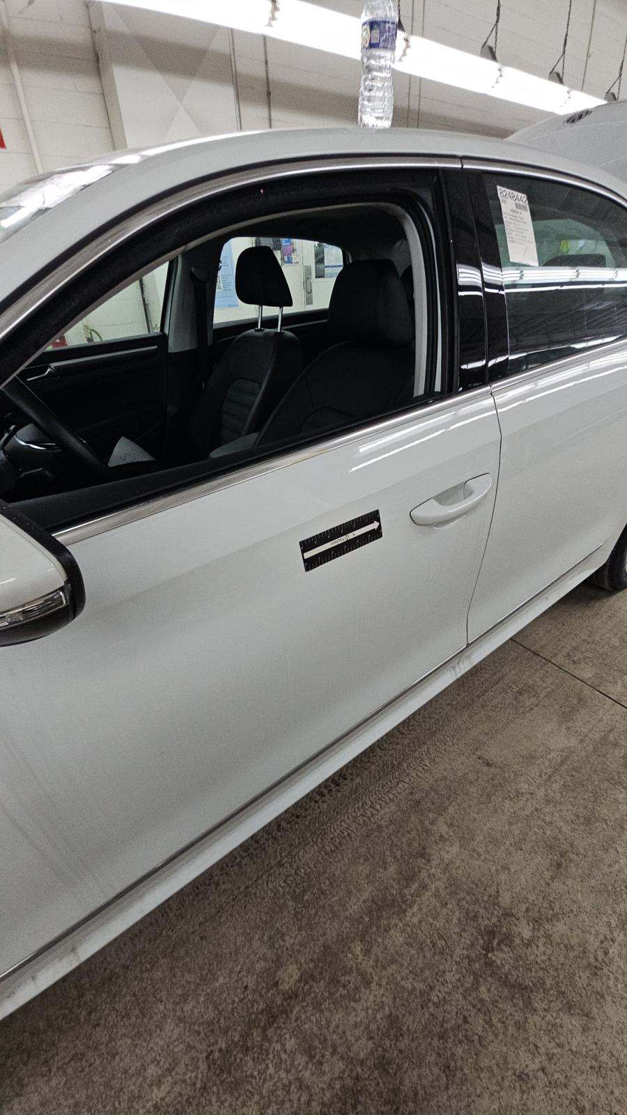 2018 Volkswagen Passat 2.0T SEL Premium FWD