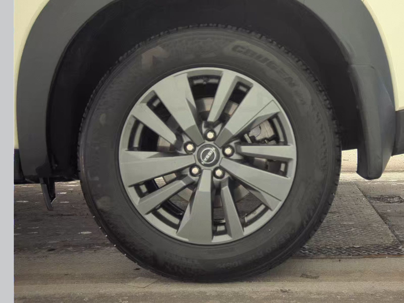 2024 Nissan Pathfinder SV AWD