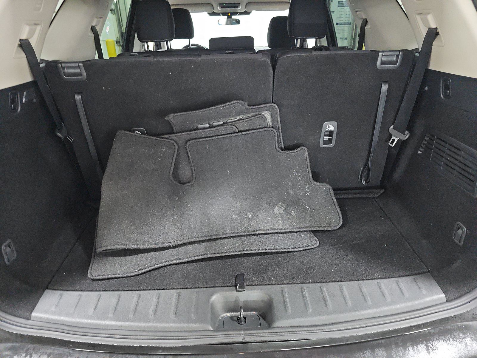 2024 Nissan Pathfinder SV AWD