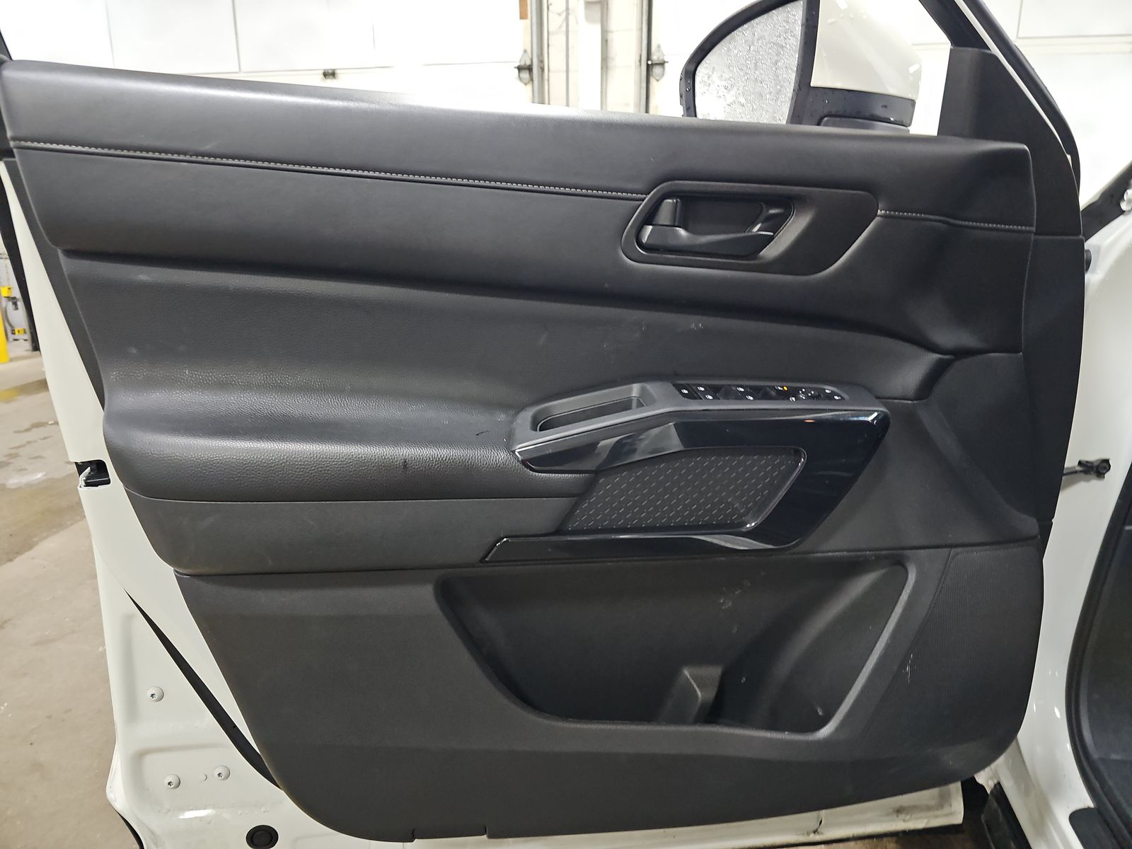 2024 Nissan Pathfinder SV AWD