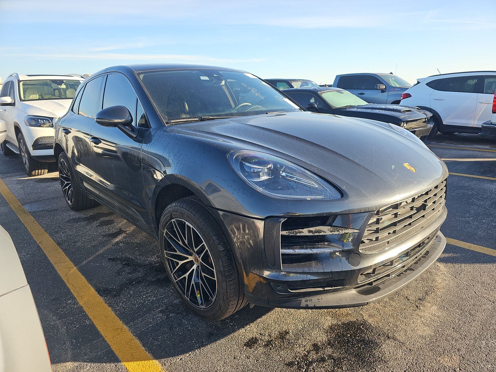 2022 Porsche Macan Base AWD