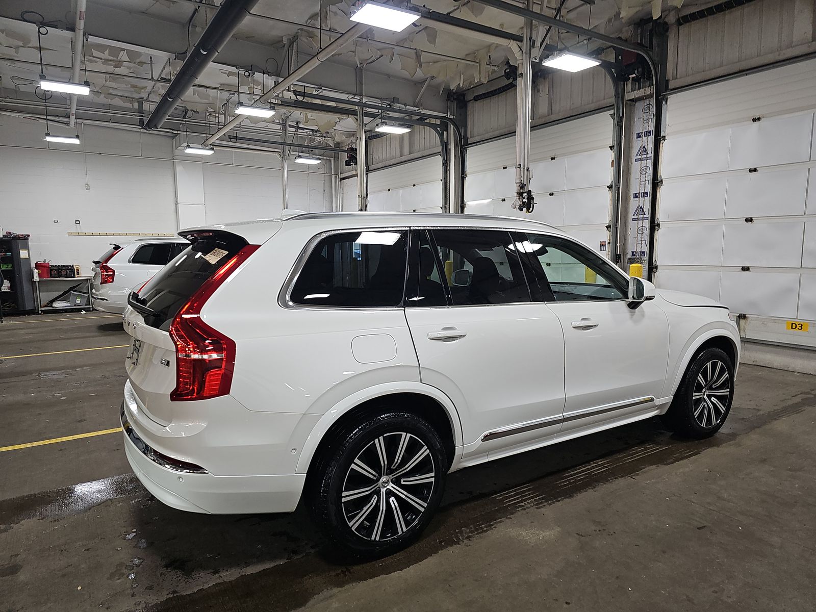 2025 Volvo XC90 B5 Plus AWD