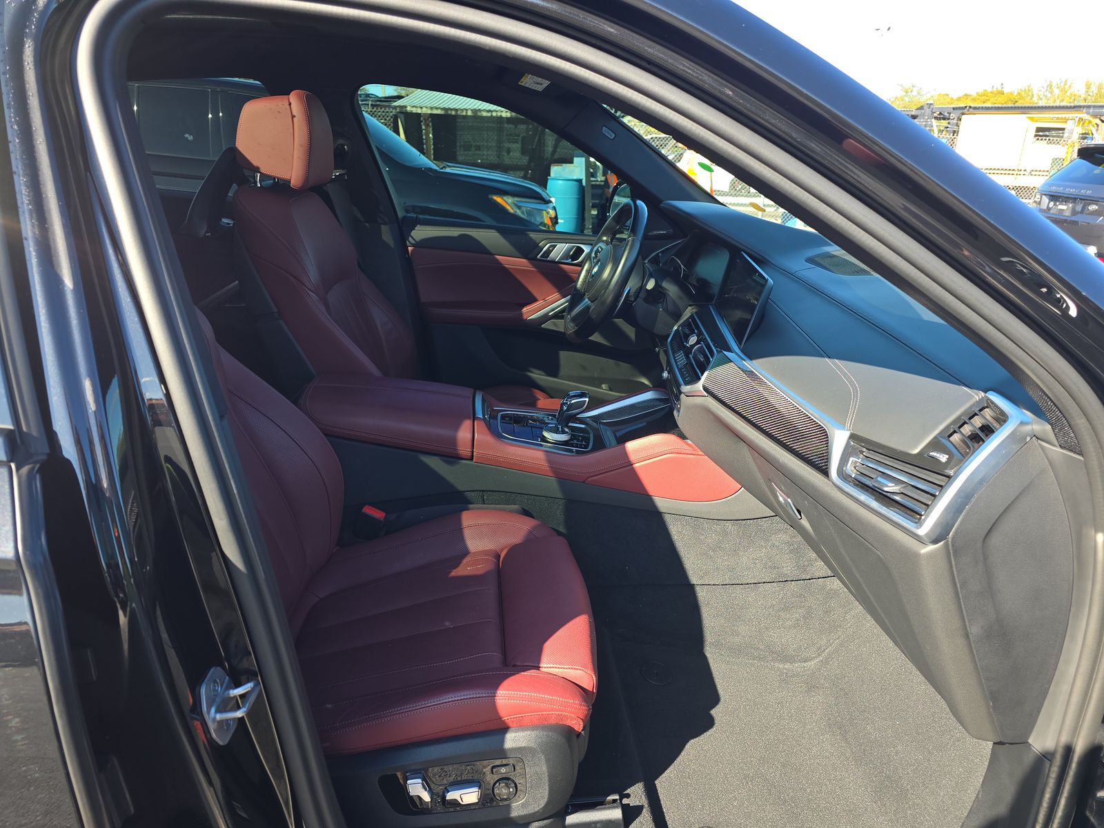 2022 BMW X6 M50i AWD