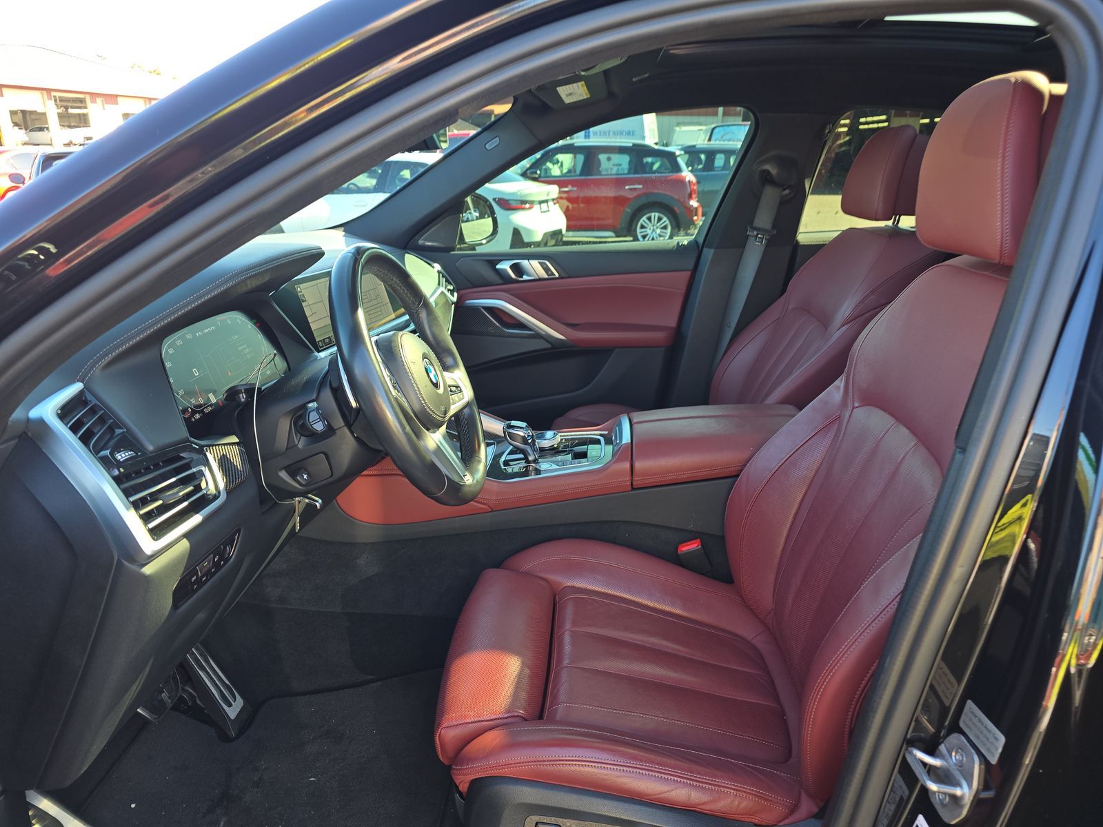 2022 BMW X6 M50i AWD