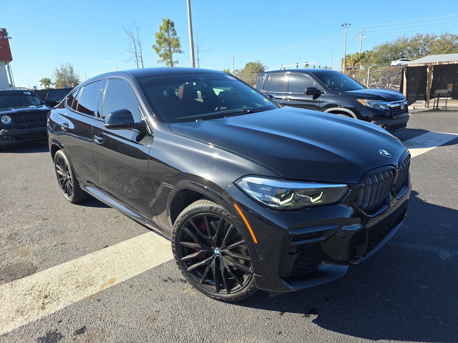 2022 BMW X6 M50i AWD
