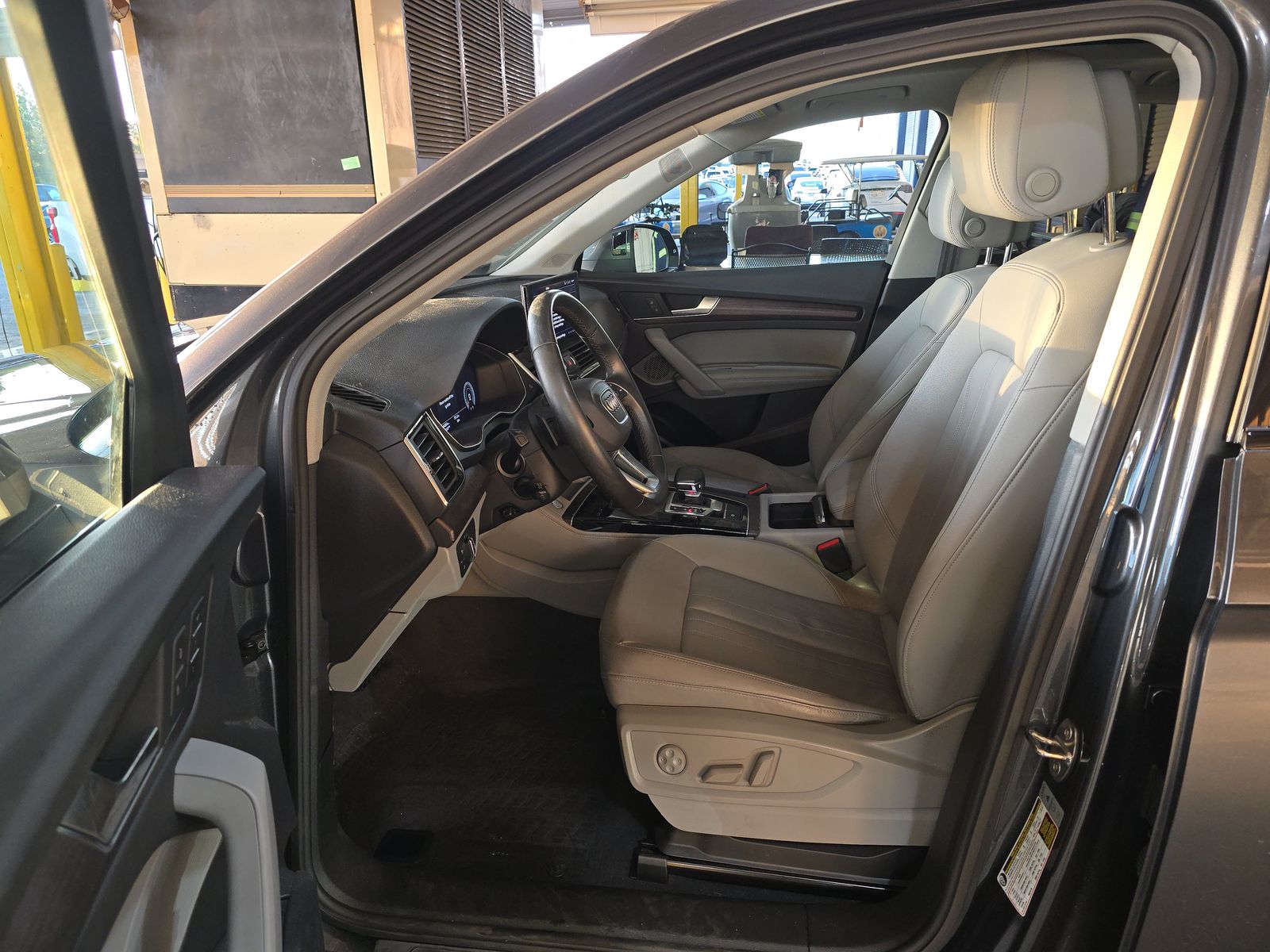 2022 Audi Q5 S line Premium Plus AWD