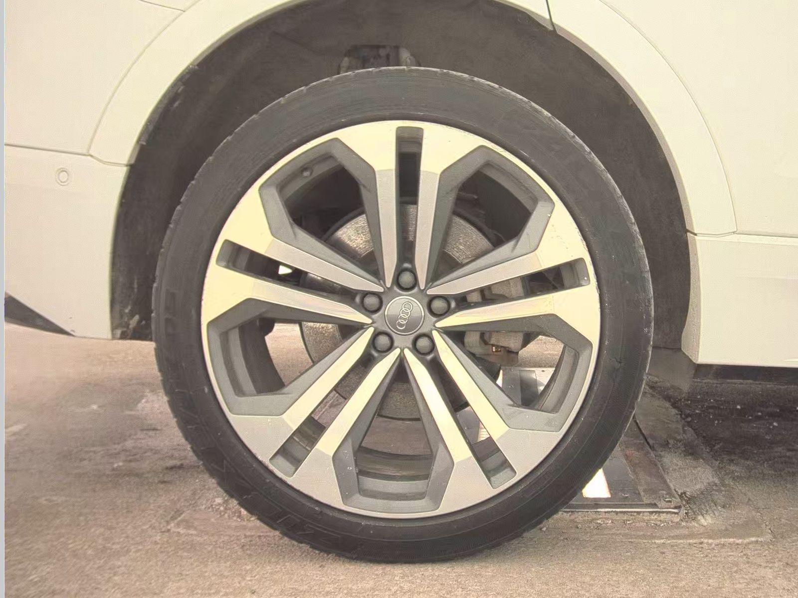 2019 Audi Q8 Premium Plus AWD