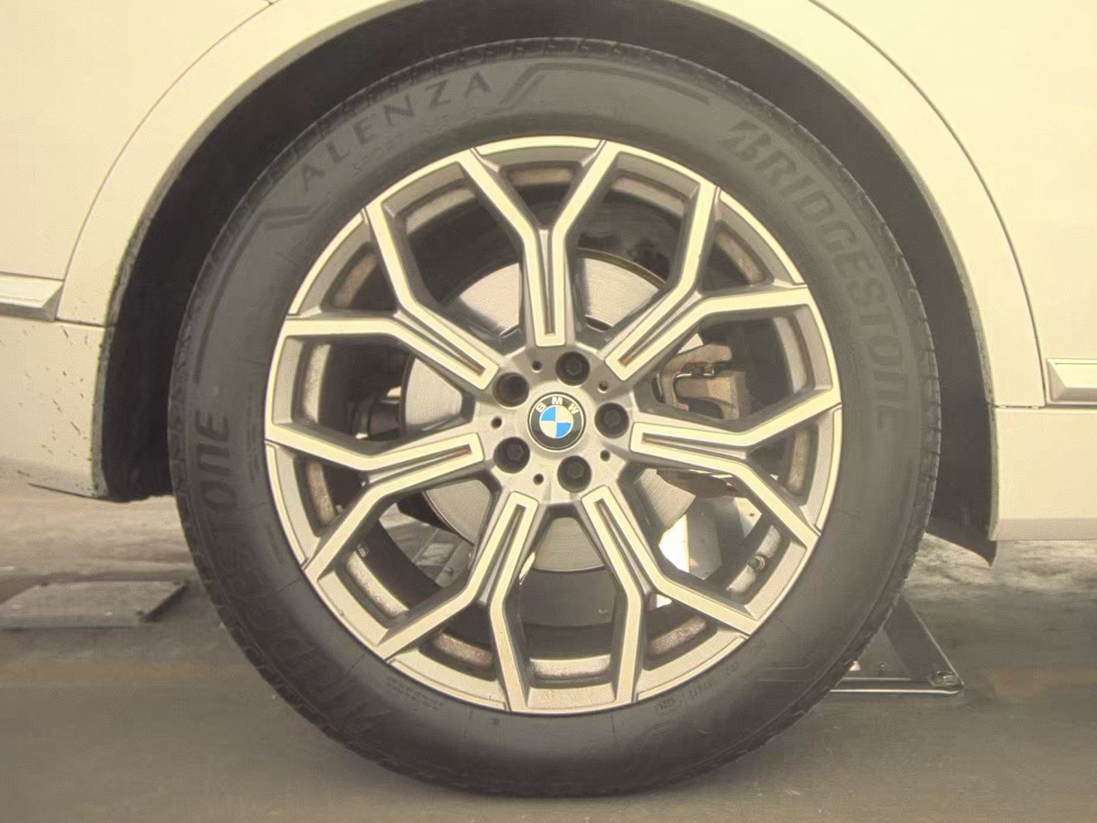 2023 BMW X7 xDrive40i AWD