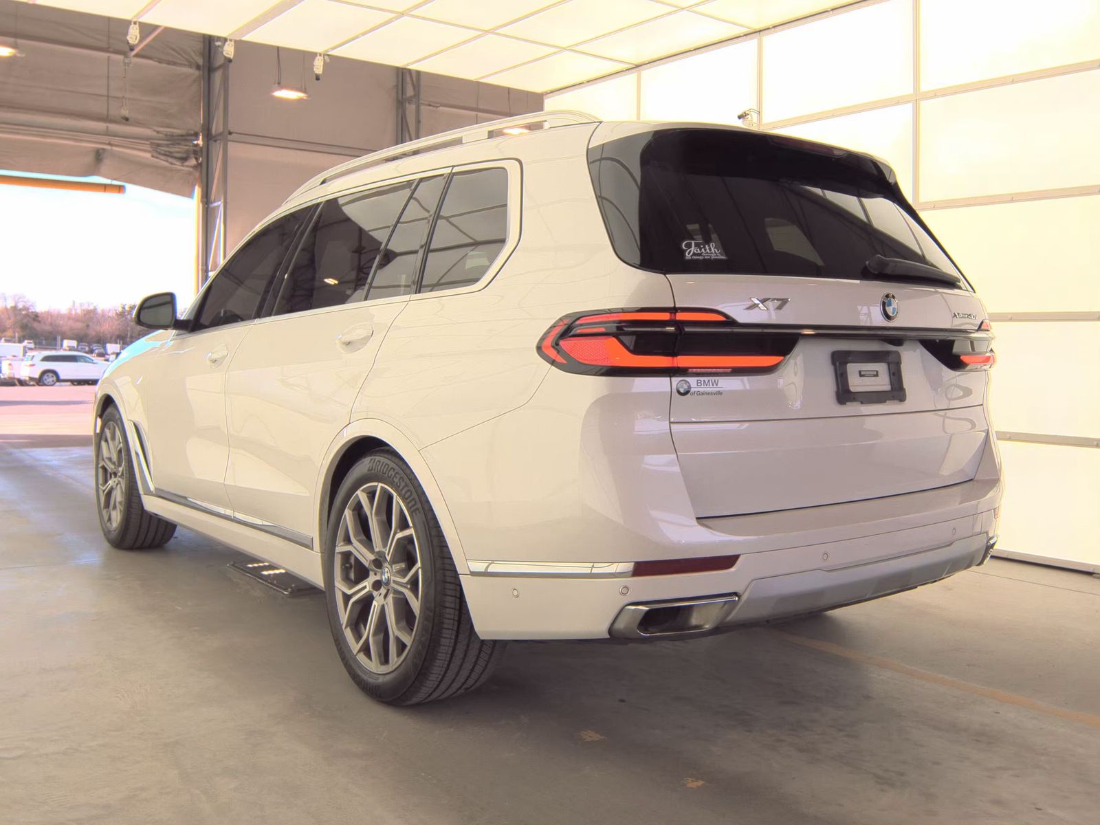 2023 BMW X7 xDrive40i AWD