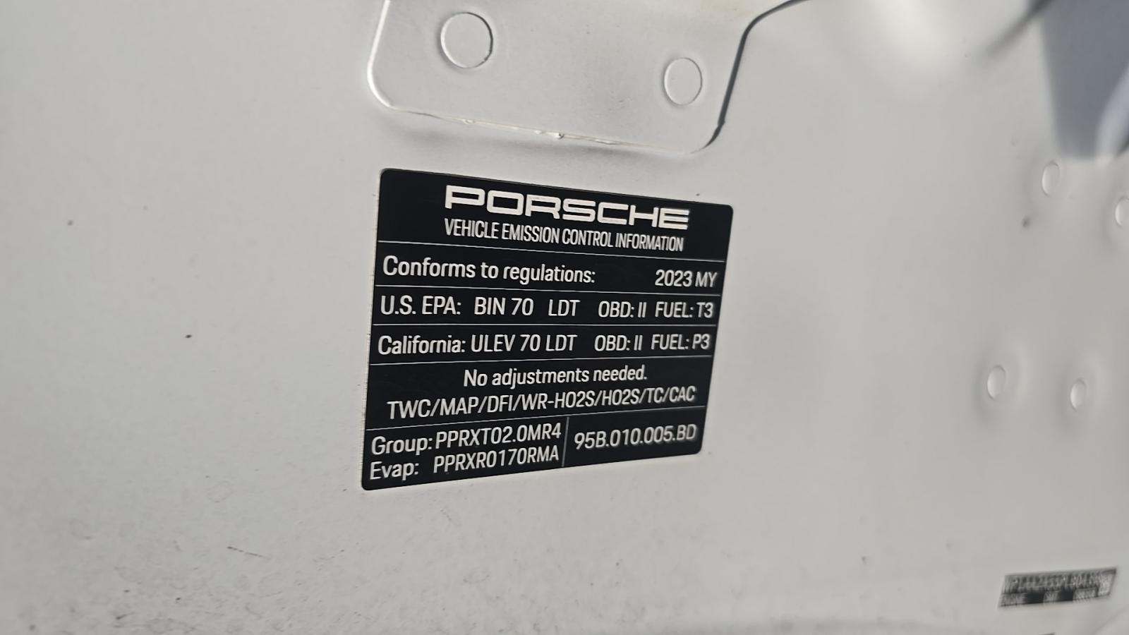 2023 Porsche Macan T AWD