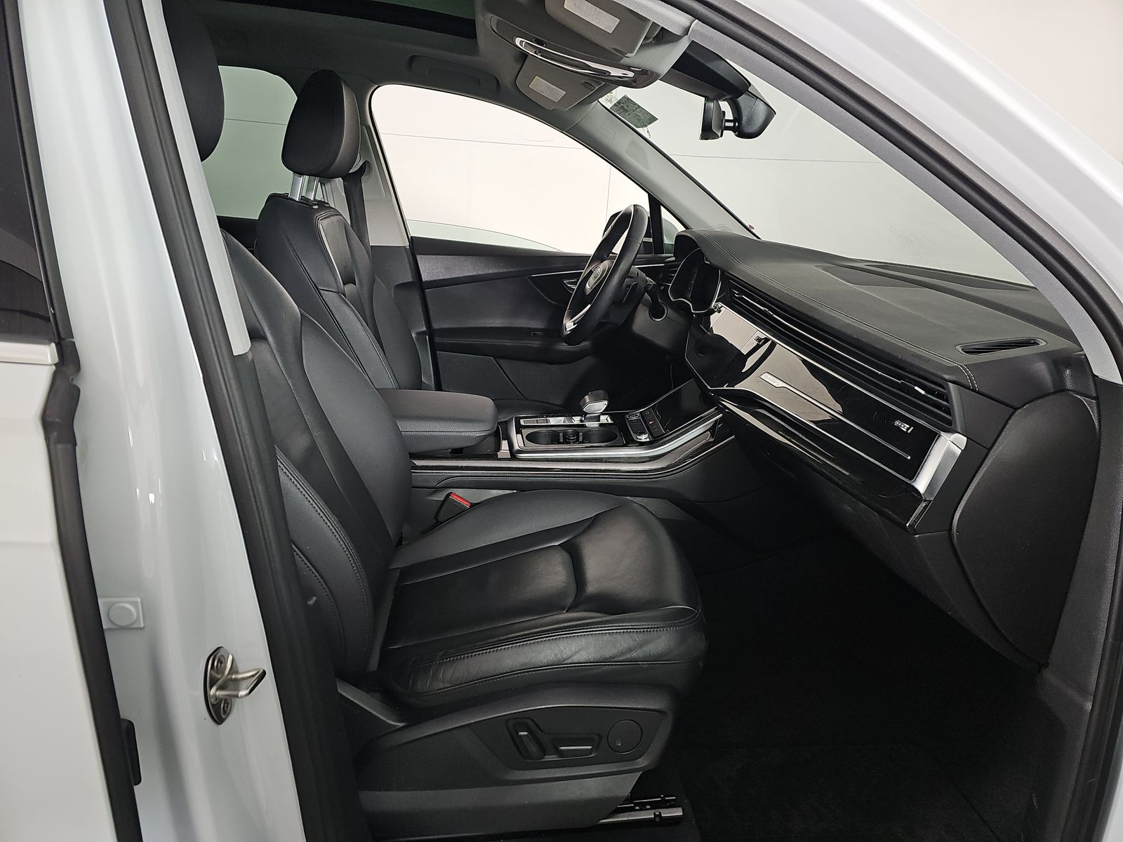 2023 Audi Q7 Premium Plus AWD