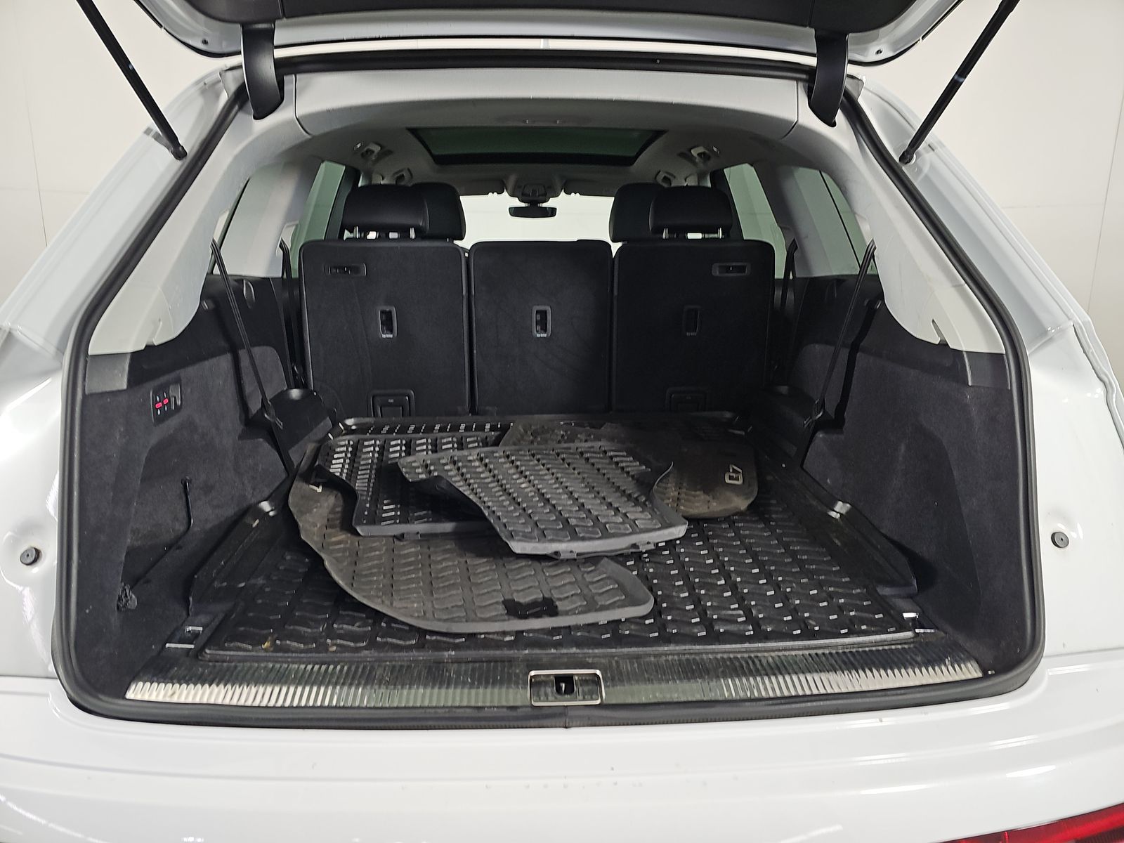 2023 Audi Q7 Premium Plus AWD