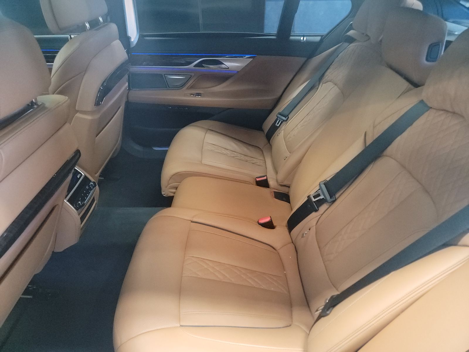 2022 BMW 7 Series 750i xDrive AWD