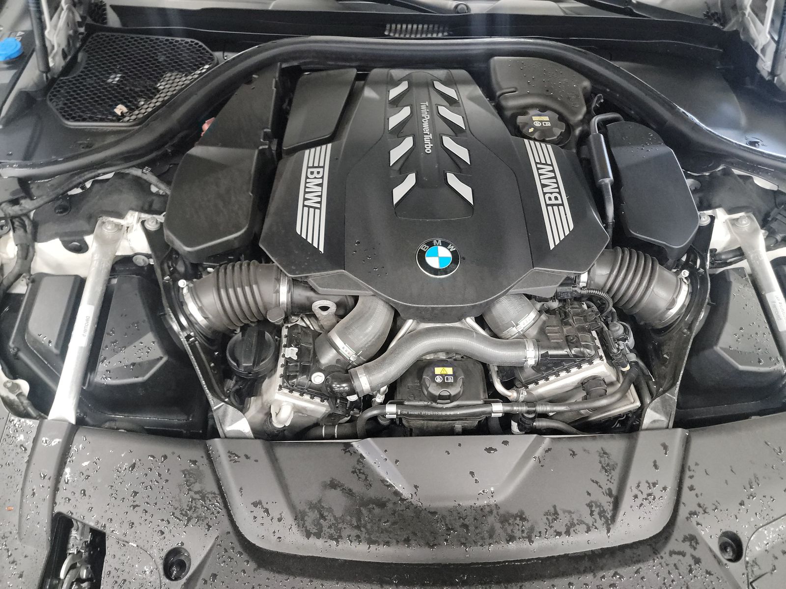 2022 BMW 7 Series 750i xDrive AWD