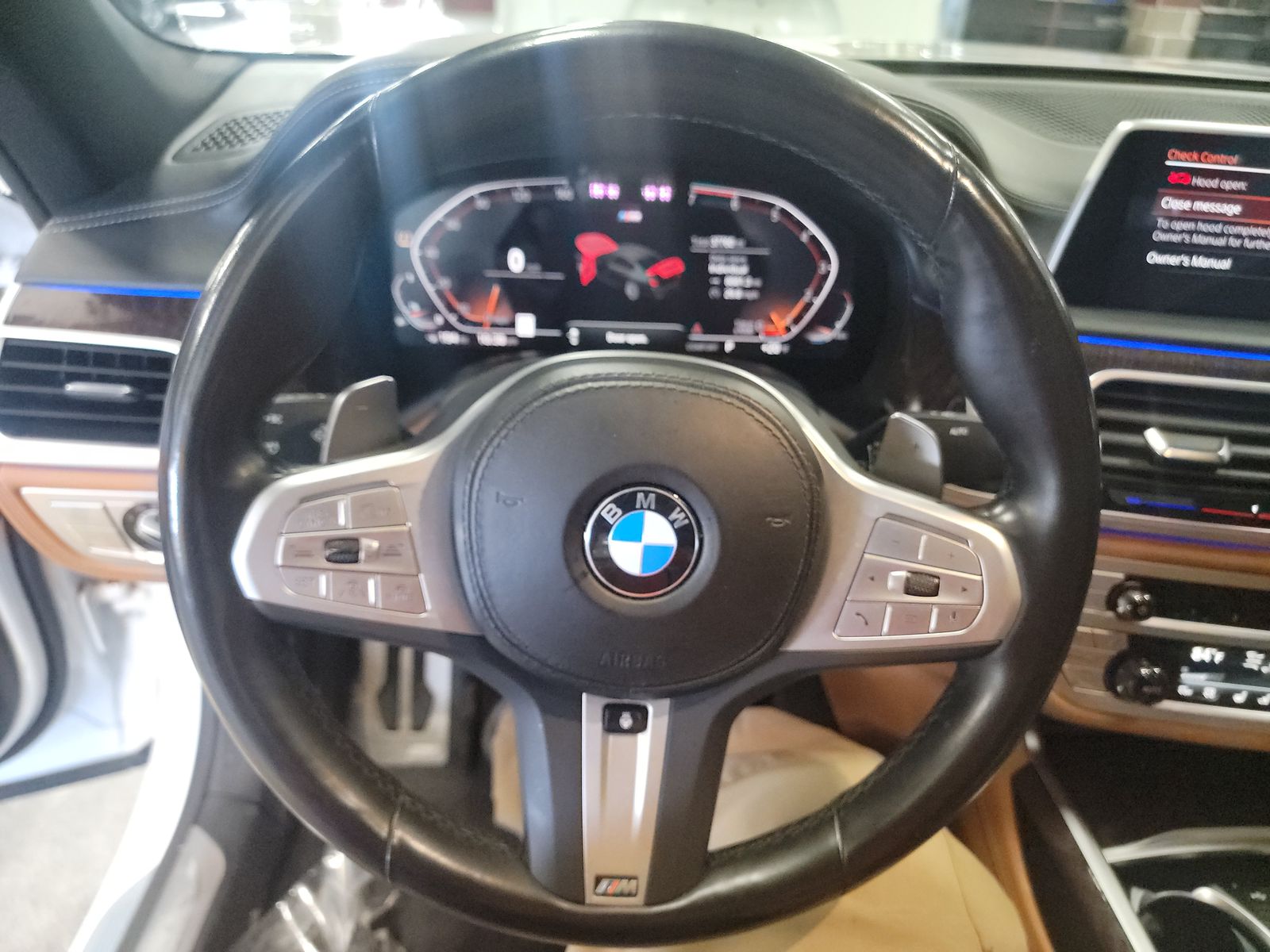 2022 BMW 7 Series 750i xDrive AWD