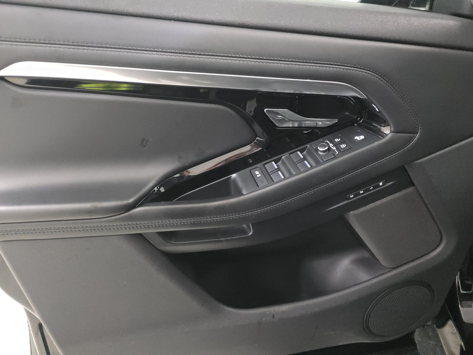 2022 Land Rover Range Rover Evoque R-Dynamic SE AWD