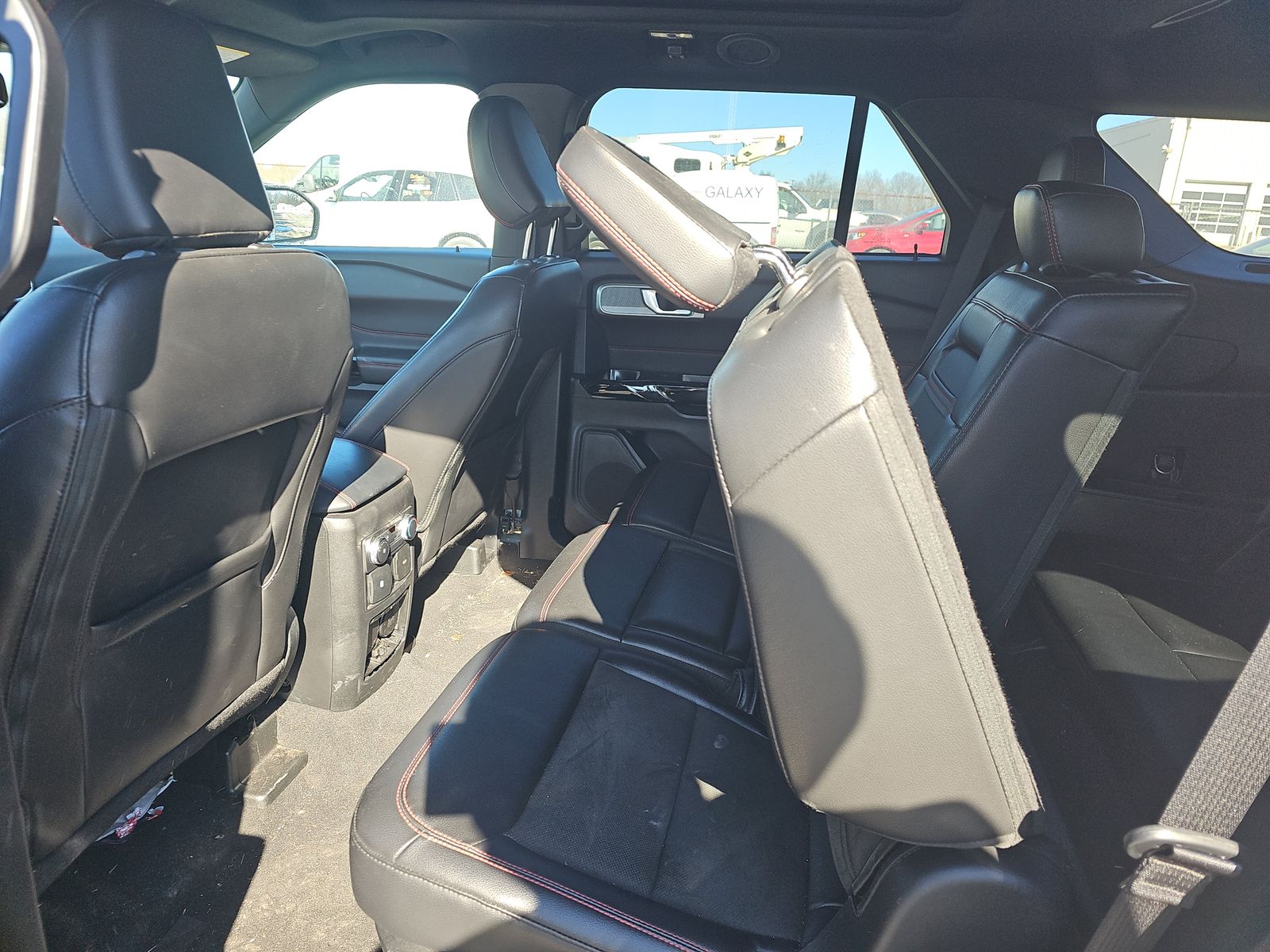 2022 Ford Explorer ST-Line AWD
