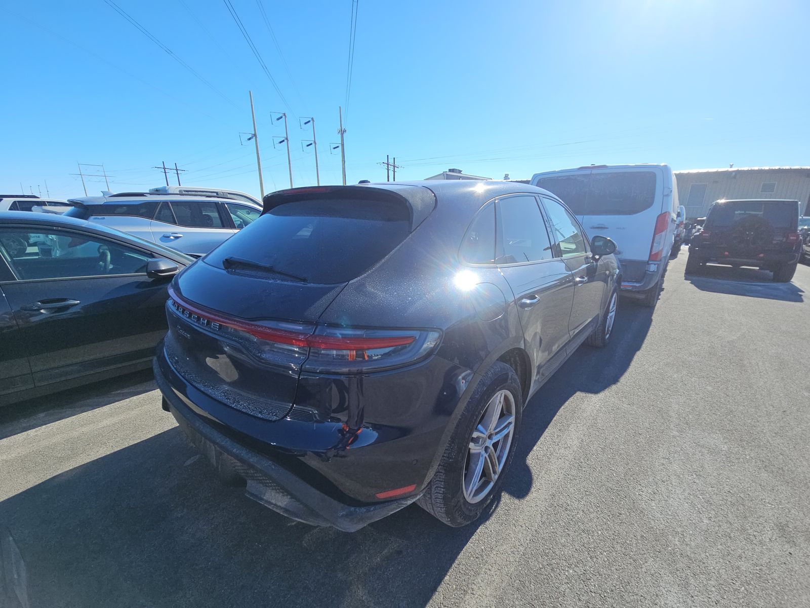 2022 Porsche Macan Base AWD