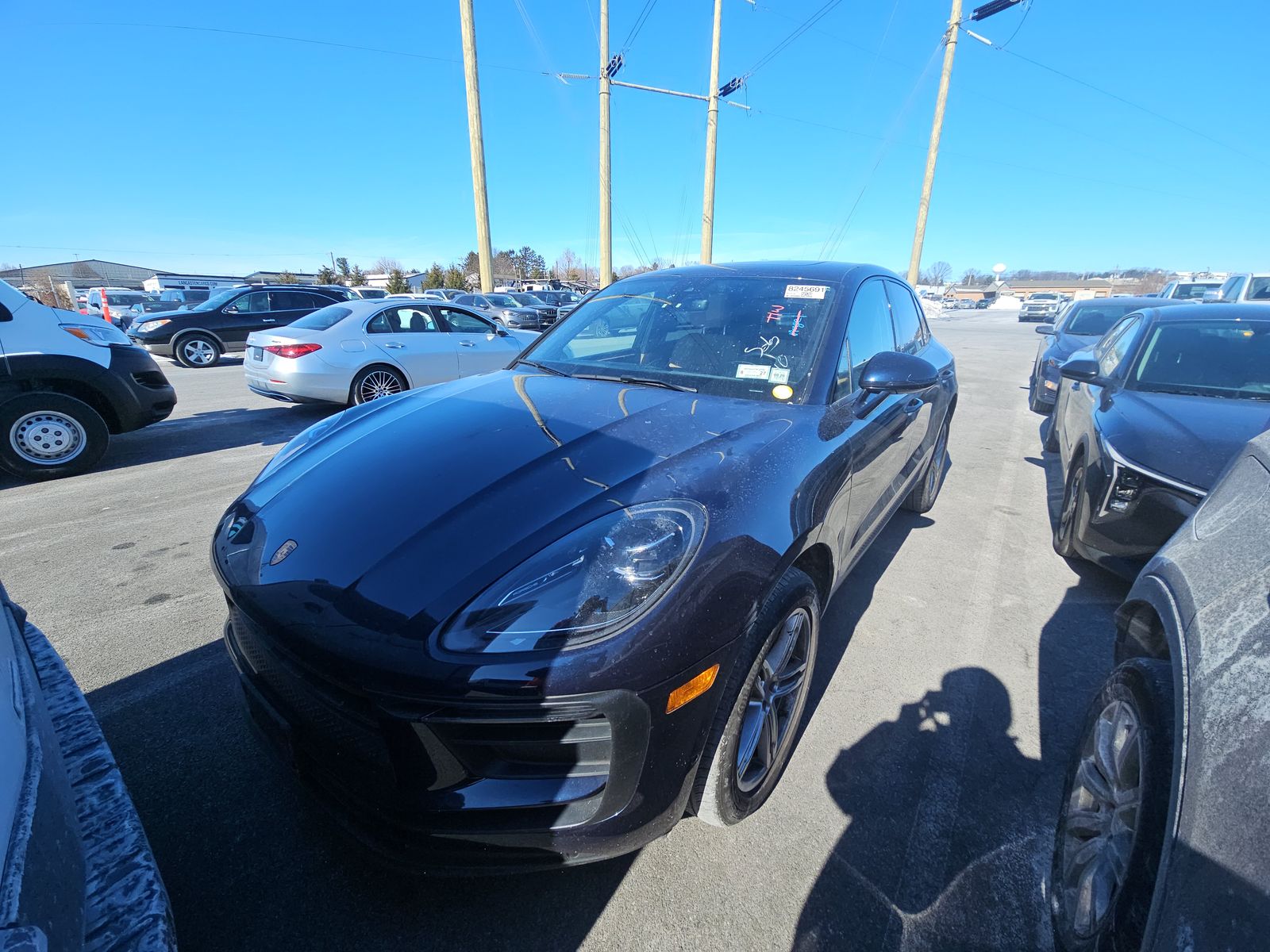 2022 Porsche Macan Base AWD