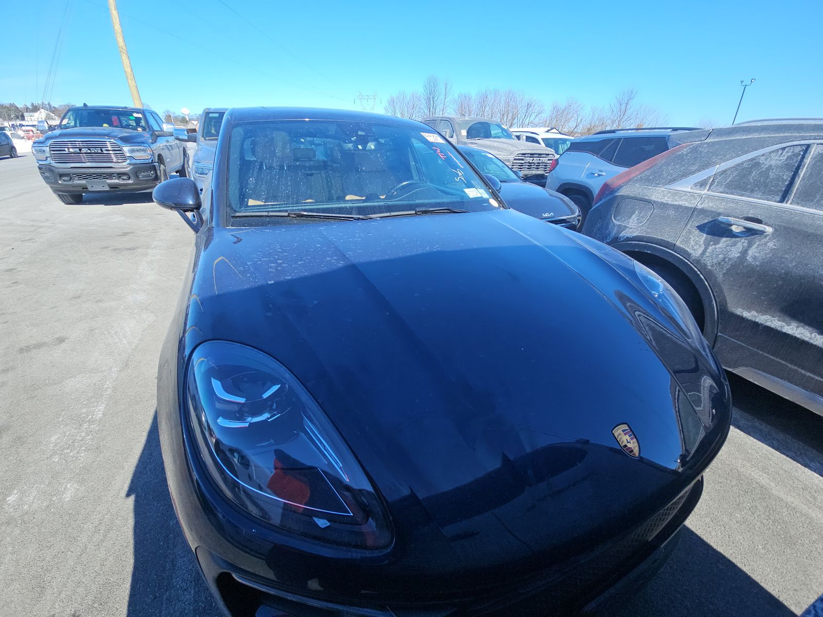 2022 Porsche Macan Base AWD