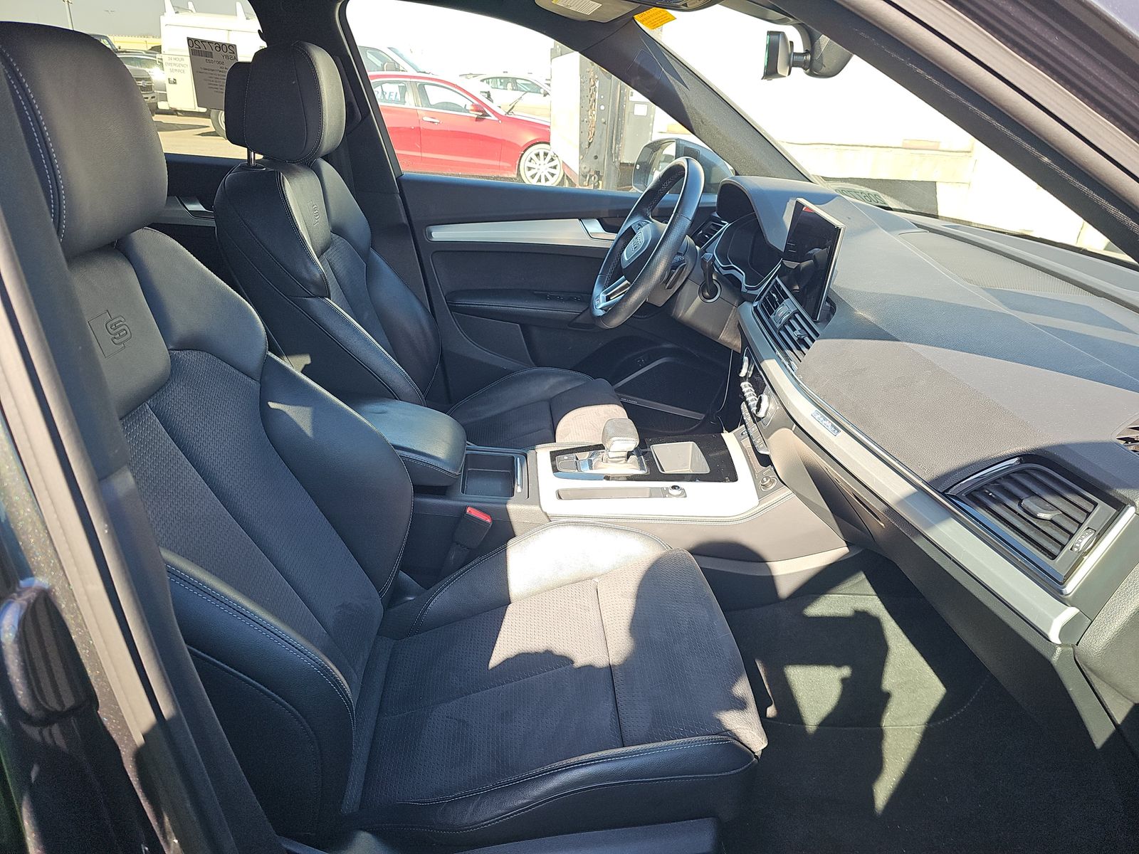 2022 Audi Q5 e Plug-In Hybrid S line Premium Plus AWD