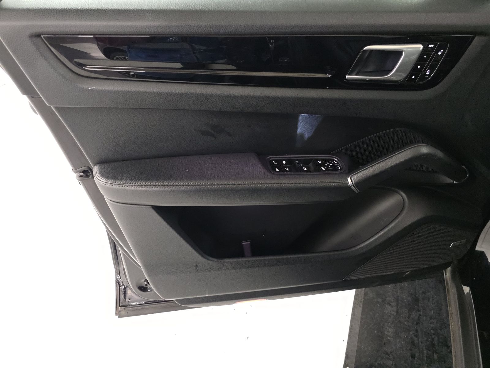 2019 Porsche Cayenne Base AWD