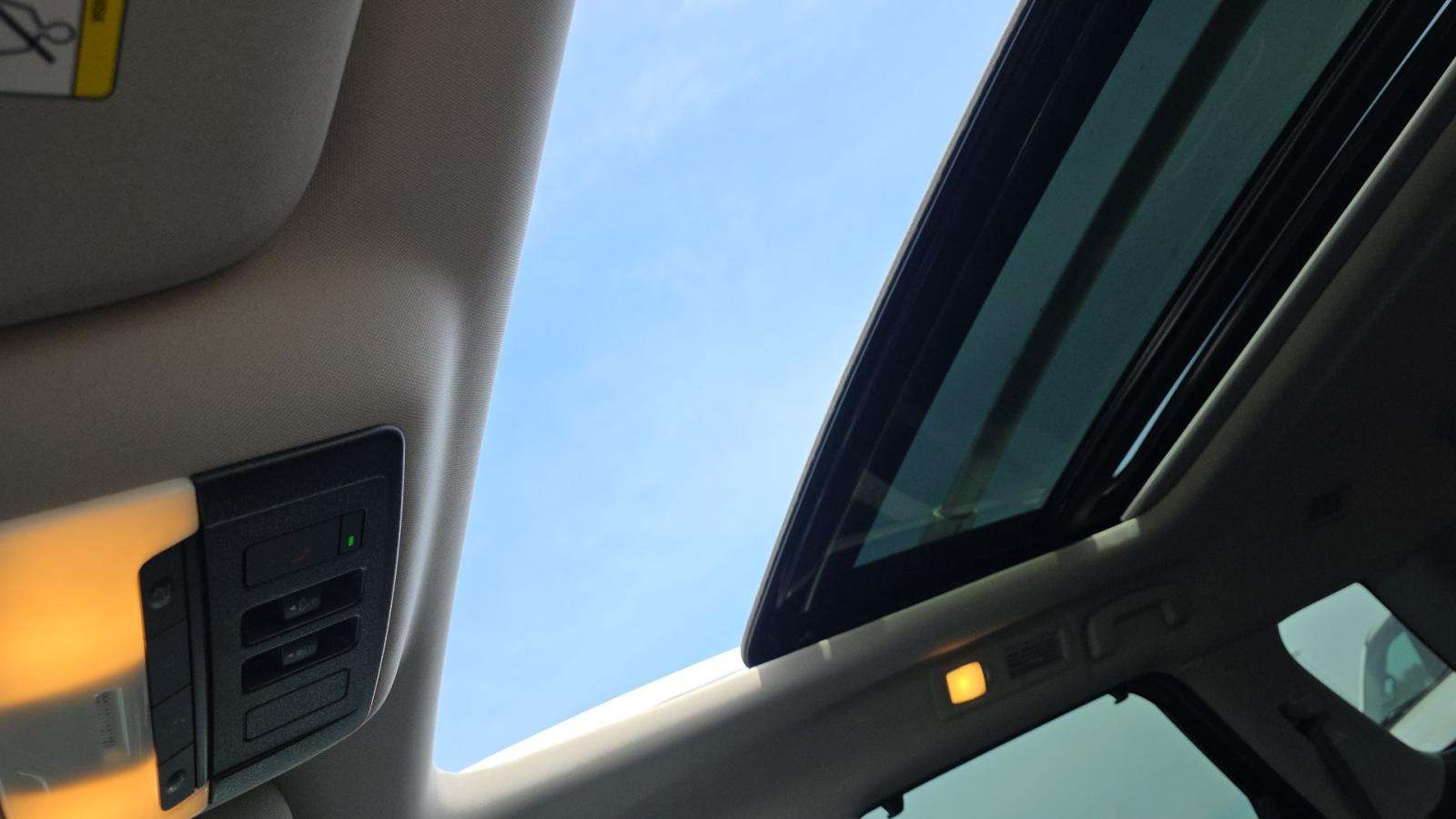 2024 Nissan Pathfinder Platinum FWD