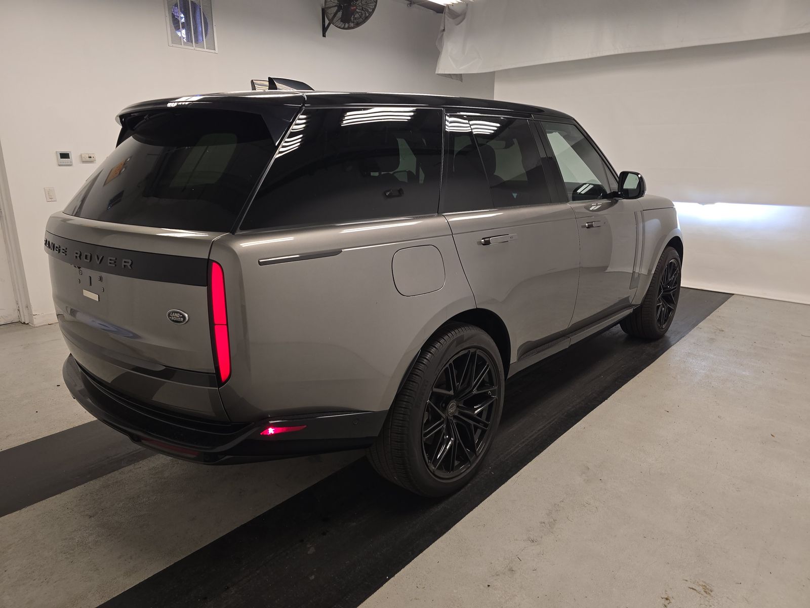 2023 Land Rover Range Rover SE AWD