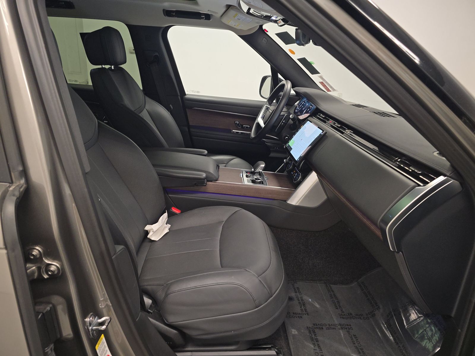 2023 Land Rover Range Rover SE AWD