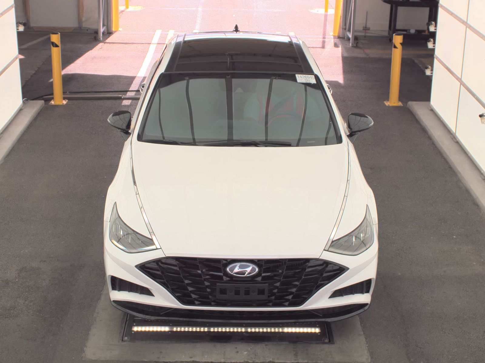 HYUNDAI SEL PLUS - 3