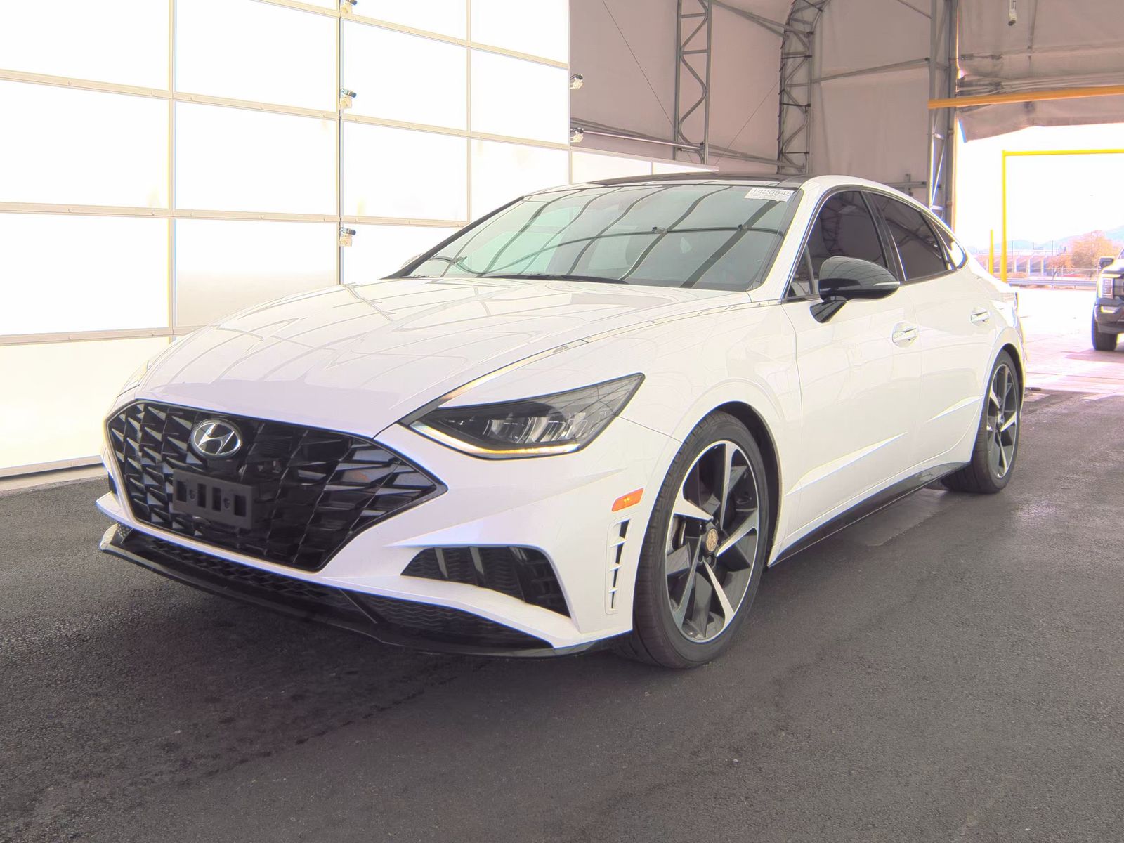 HYUNDAI SEL PLUS - 1