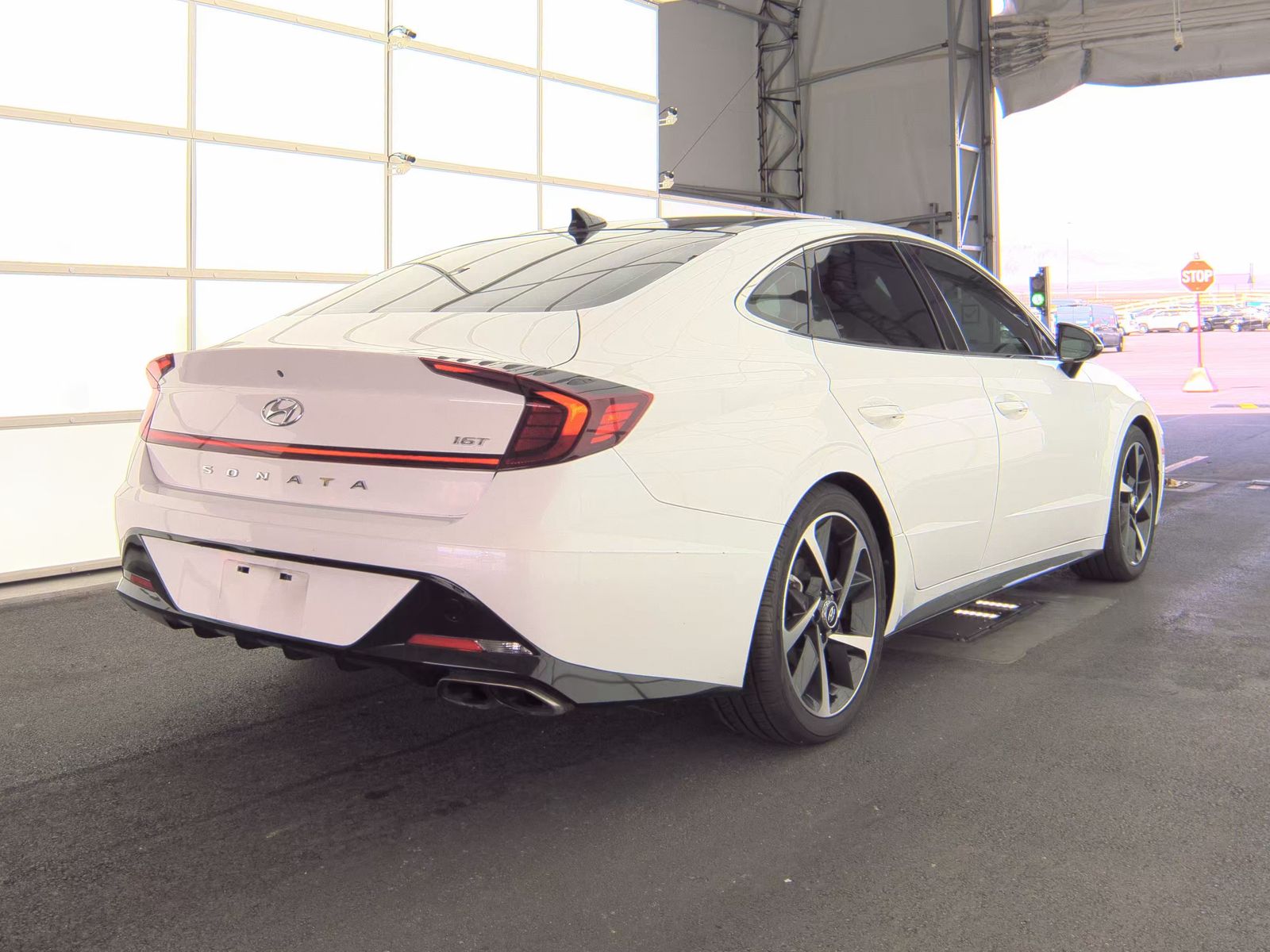 HYUNDAI SEL PLUS - 6