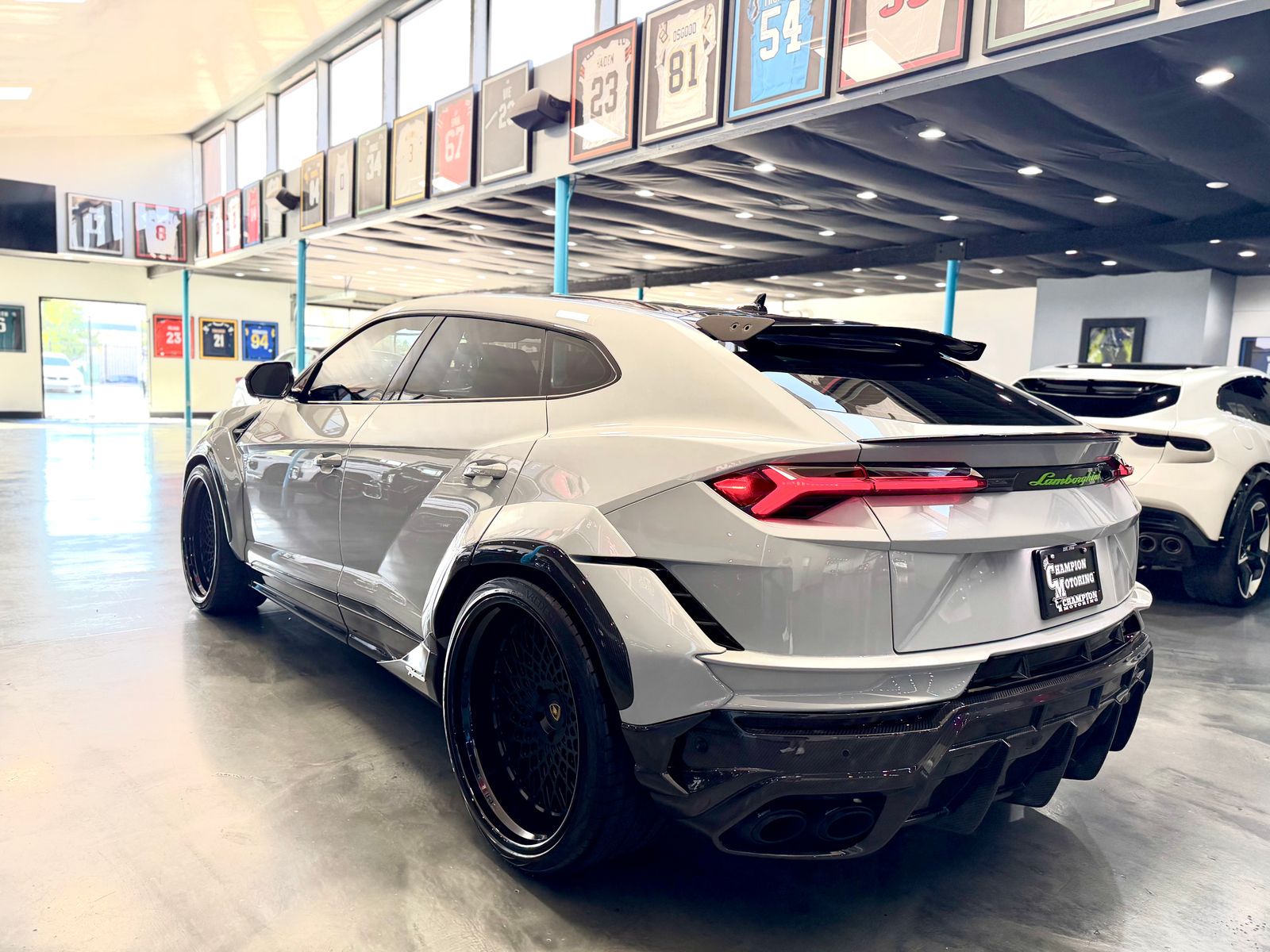2024 Lamborghini Urus Performante AWD
