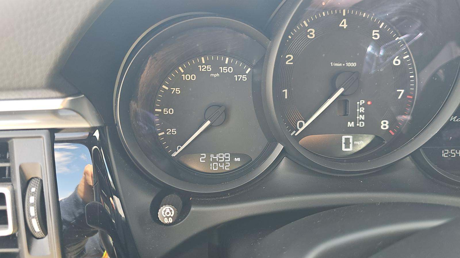 2022 Porsche Macan Base AWD