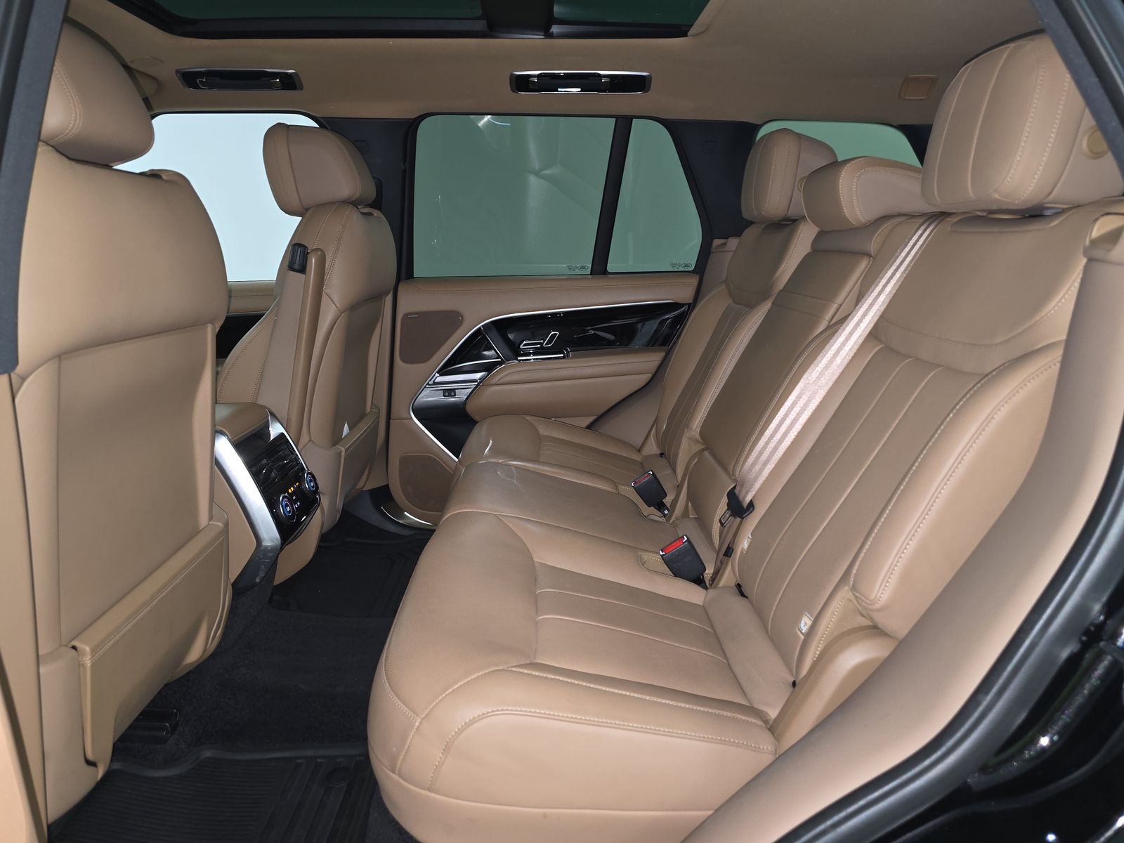 2023 Land Rover Range Rover SE AWD