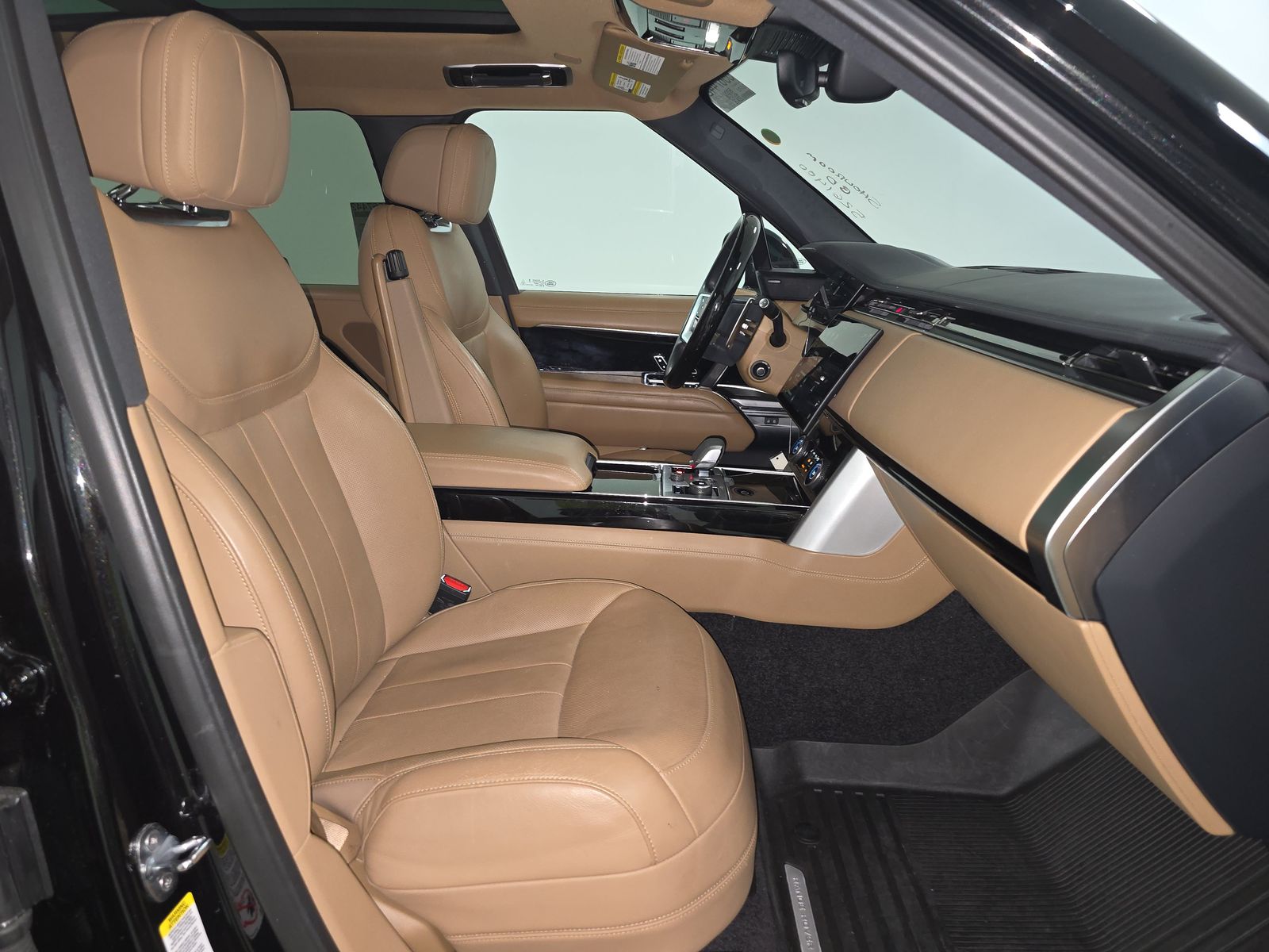 2023 Land Rover Range Rover SE AWD