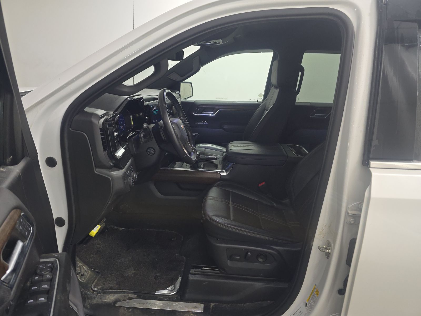 2023 Chevrolet Silverado 1500 High Country AWD