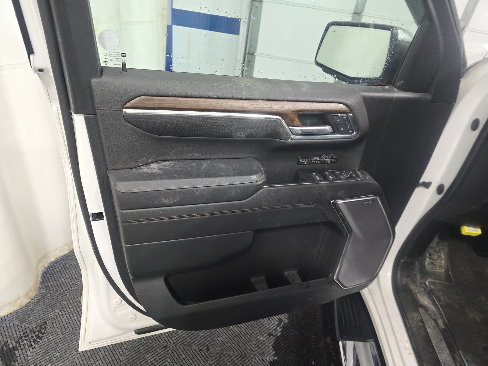 2023 Chevrolet Silverado 1500 High Country AWD