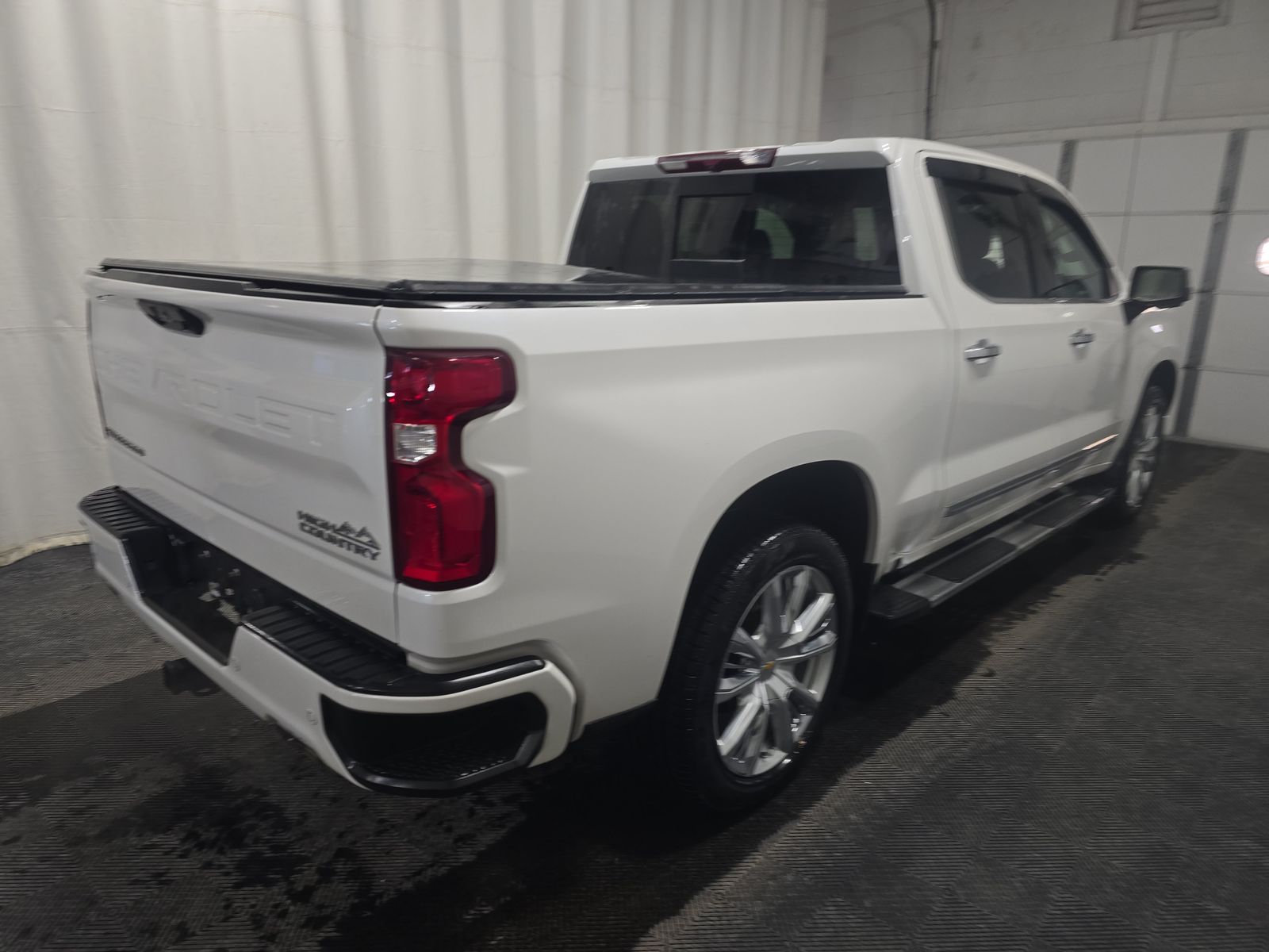 2023 Chevrolet Silverado 1500 High Country AWD
