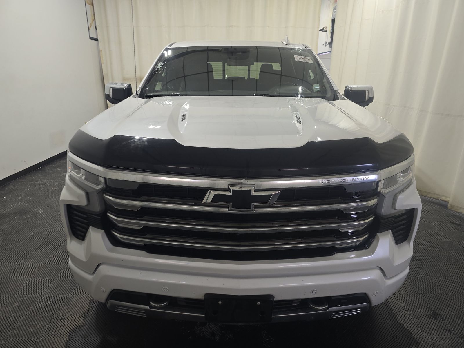 2023 Chevrolet Silverado 1500 High Country AWD
